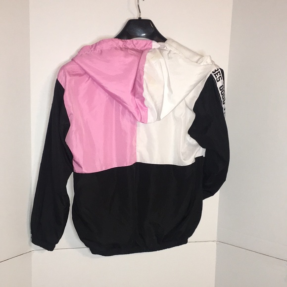 THRILL 94 windbreaker pullover.Size L - Picture 3 of 3
